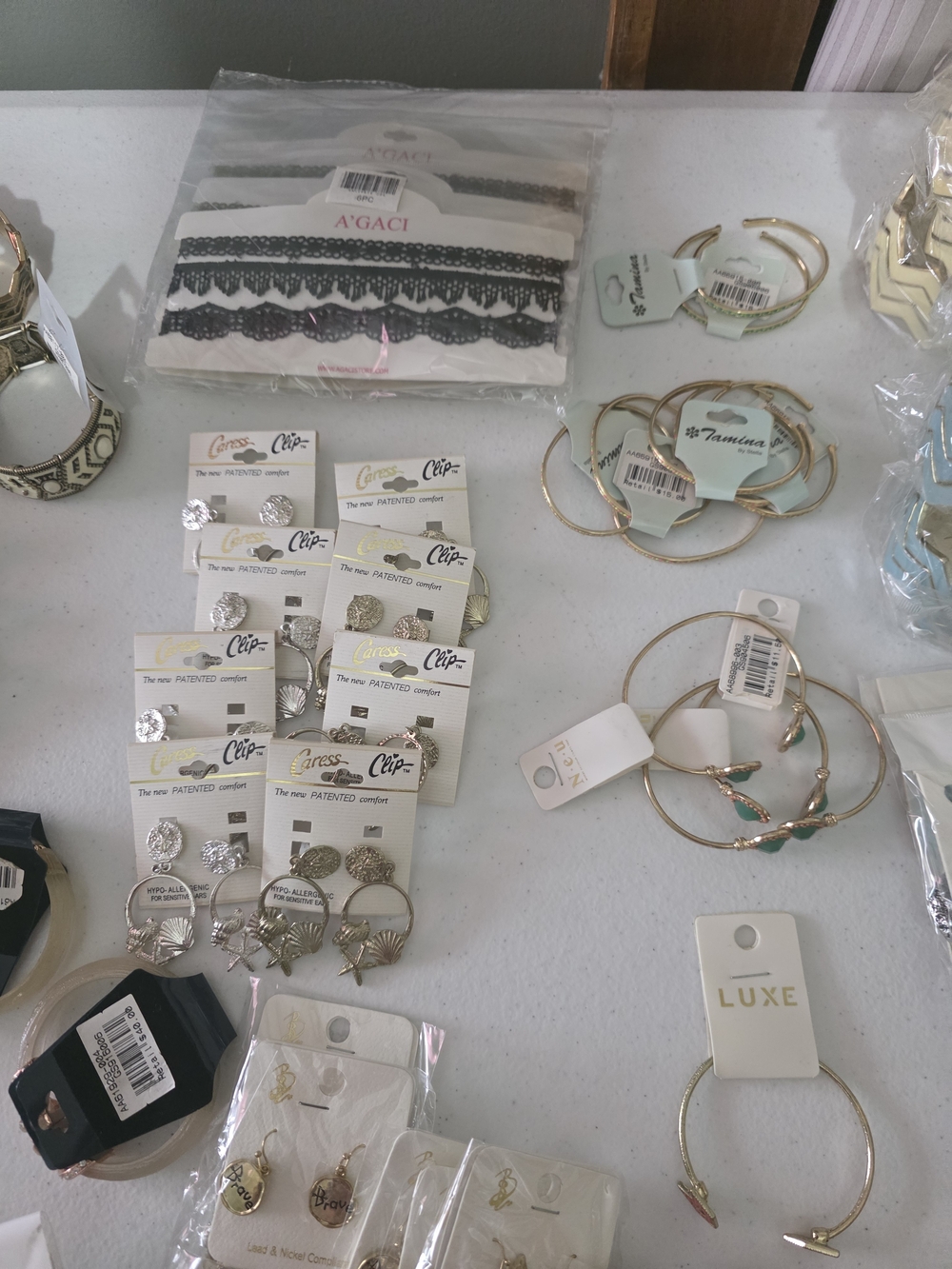 #1) Mixed Fashion Jewelry - Large Lot - Picture 4 of 16